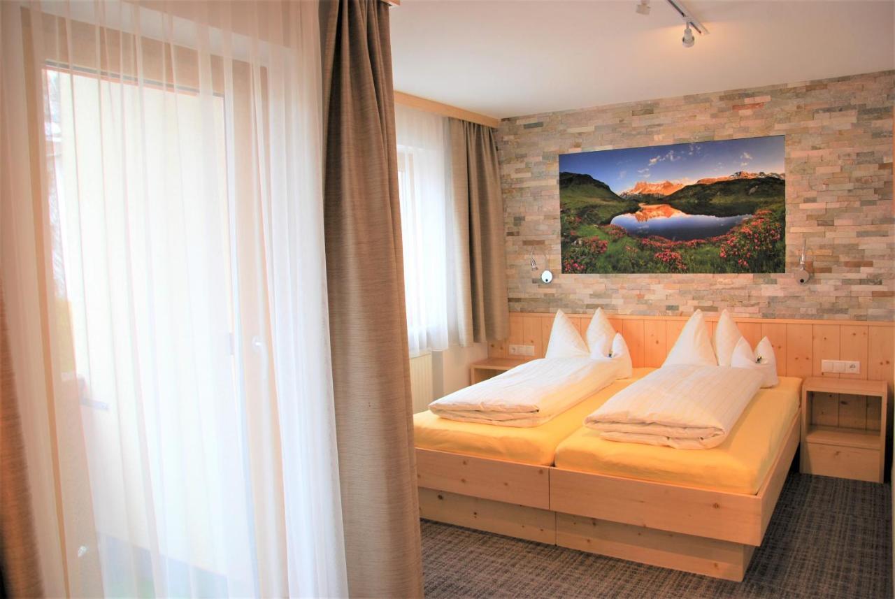 Hotel Haus Moostal à Sankt Anton am Arlberg Extérieur photo